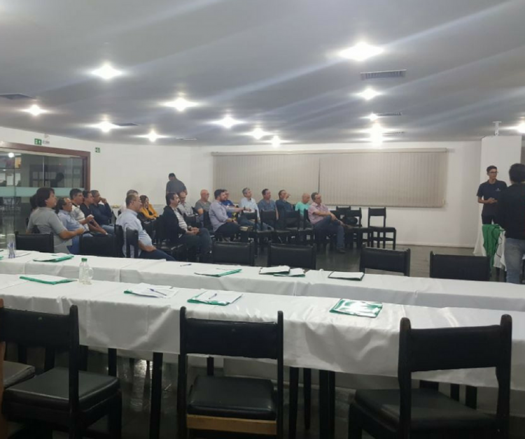 reuniãão