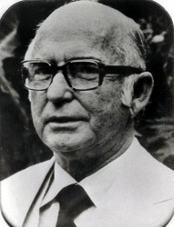 NEWTON LEOPOLDO DA CÂMARA